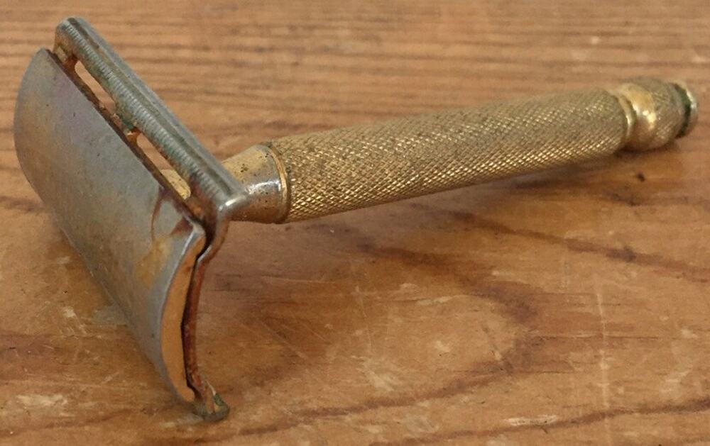 Vtg Mid Century Gillette Brass Goldtone Z-4 Ball End Patina Metal Safety Razor